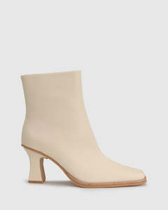 Footwear: Chaos & Harmony Ignite Boot - Pumice