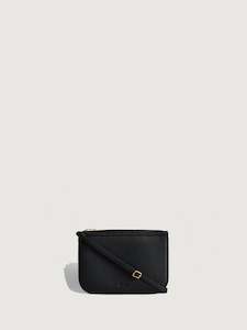 Accessories: Yu Mei Vi Bag - Black