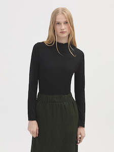 Nice Things: Nice Things Gathered Neckline Wool Top - Black