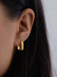 Temple Of The Sun: Alida Square Earrings - 18K Gold Vermeil