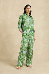 Hannah Artwear: Stevie Shirt - Bloom Jungle Green