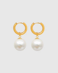 Accessories: Orb Earrings - Pearl