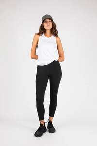 Activewear: Marlow Pace 7/8 Legging - Black