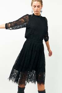 Tops: Lilou Blouse - Black